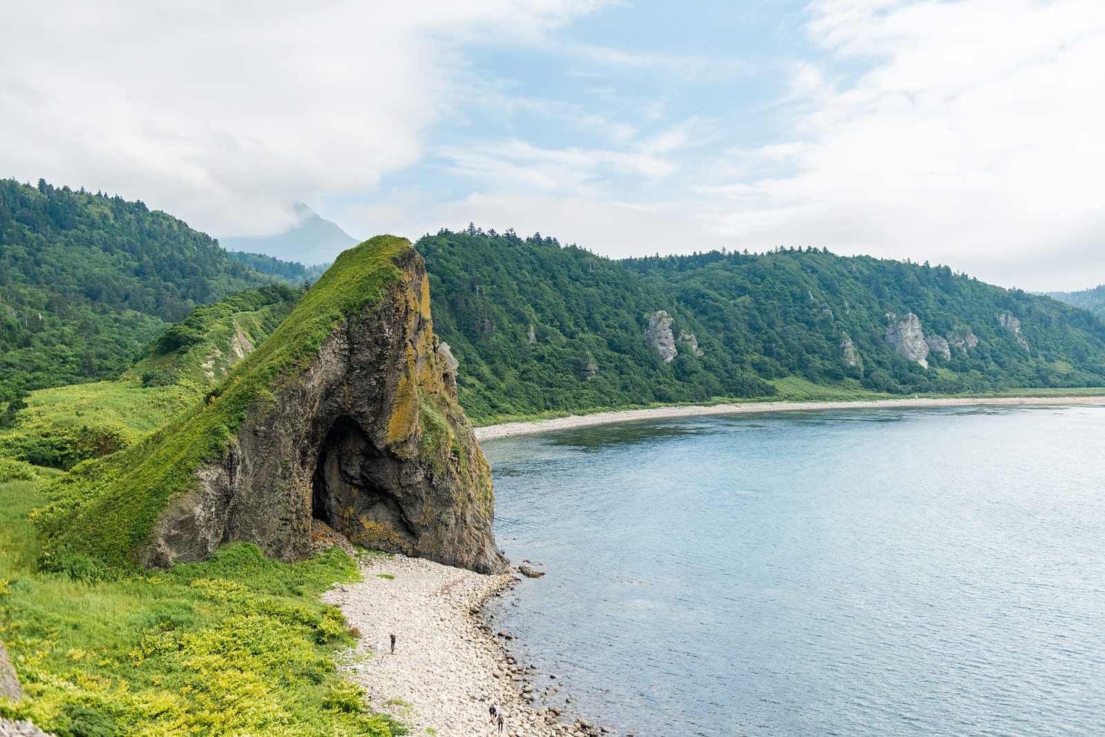 Cape Stolbchaty, Kunashir